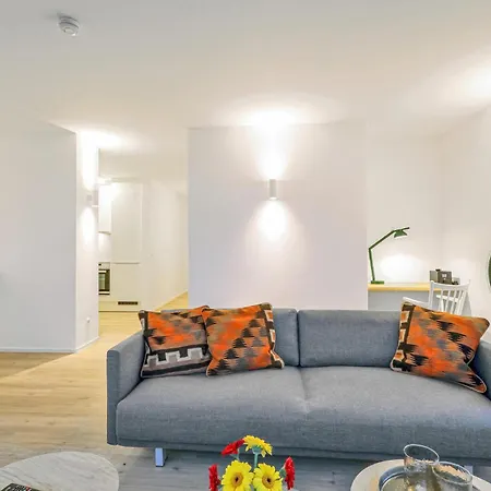 Penthouse Deluxe *