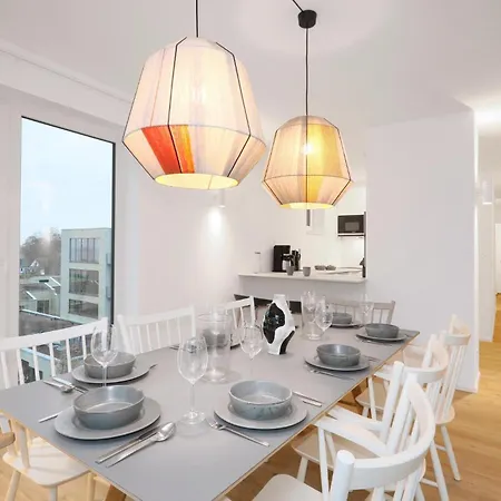 Penthouse Deluxe *