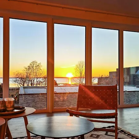 Penthouse Deluxe *